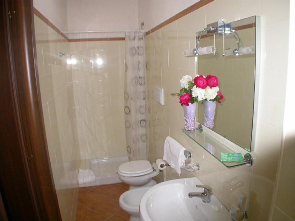 B&B La Formichina 佩斯基奇 客房 照片